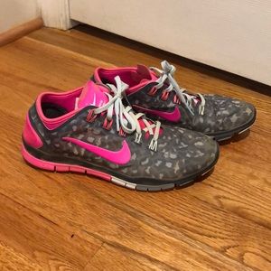 Nike free tr connect 2